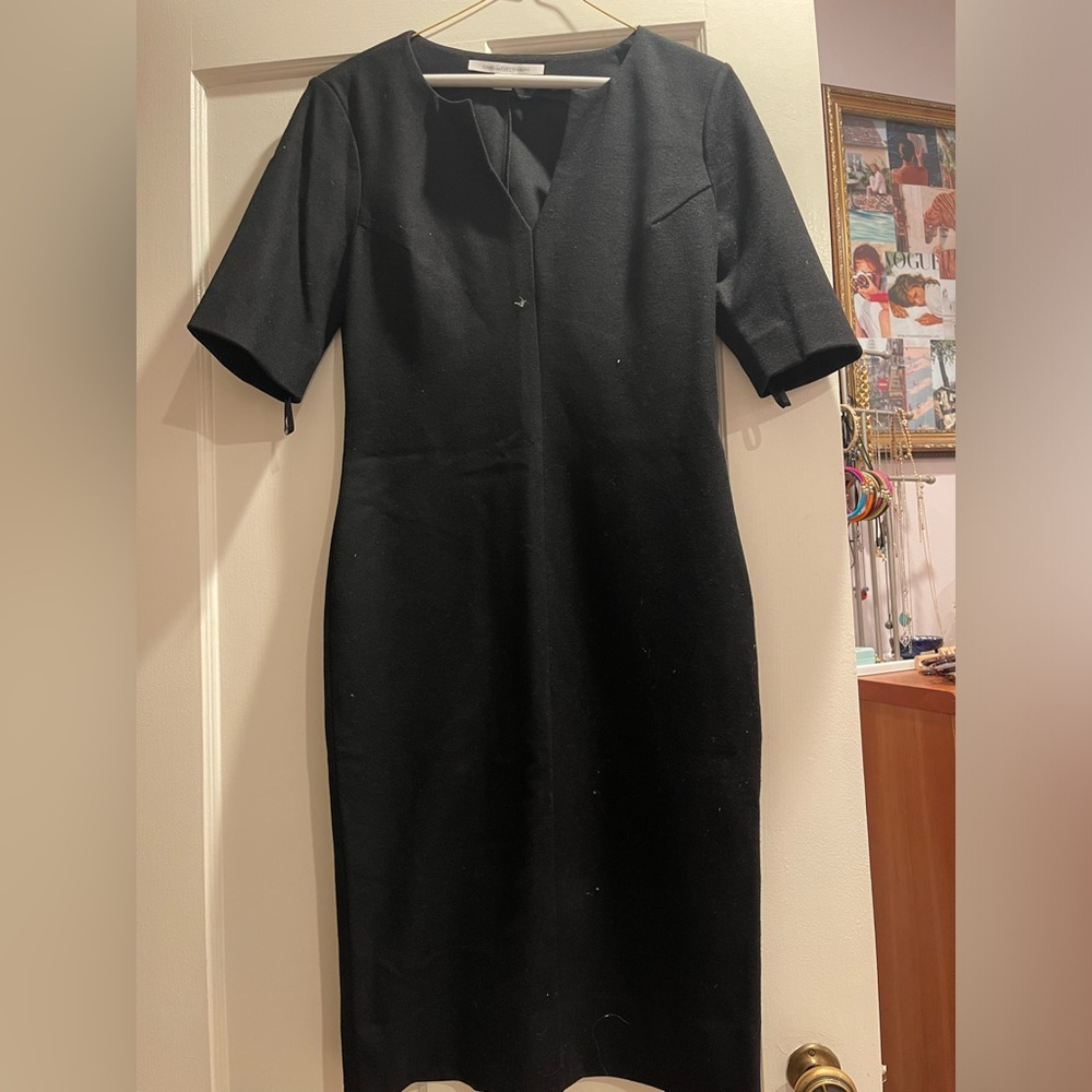 Diane von Furstenberg stretch wool black short sleeve dress.